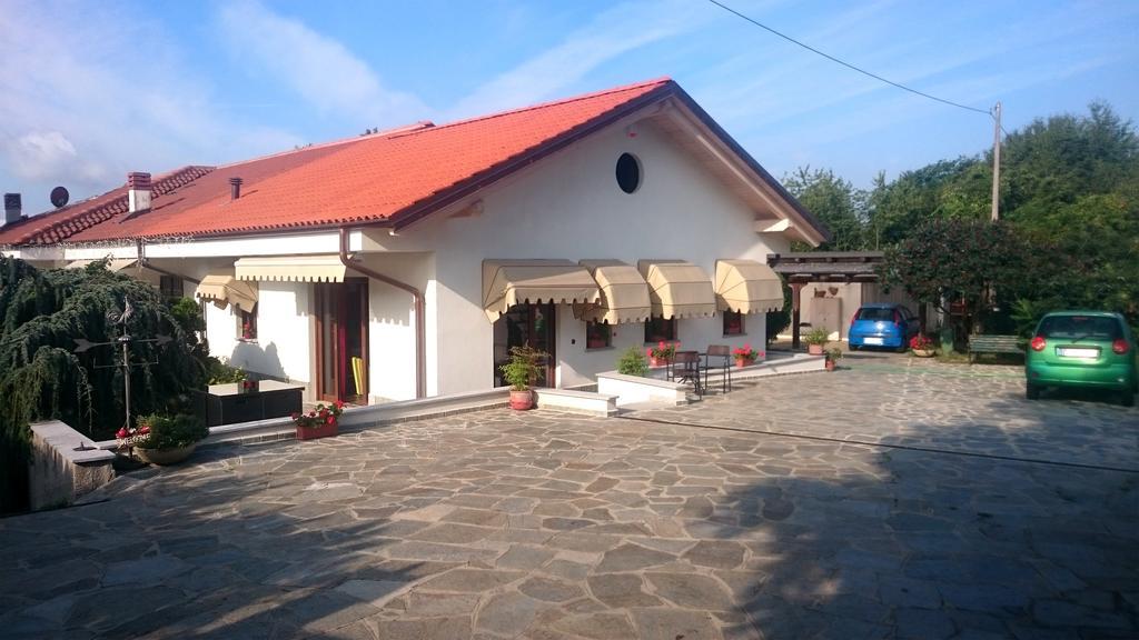 Ciliegissima Acomodação com café da manhã Pecetto Exterior foto