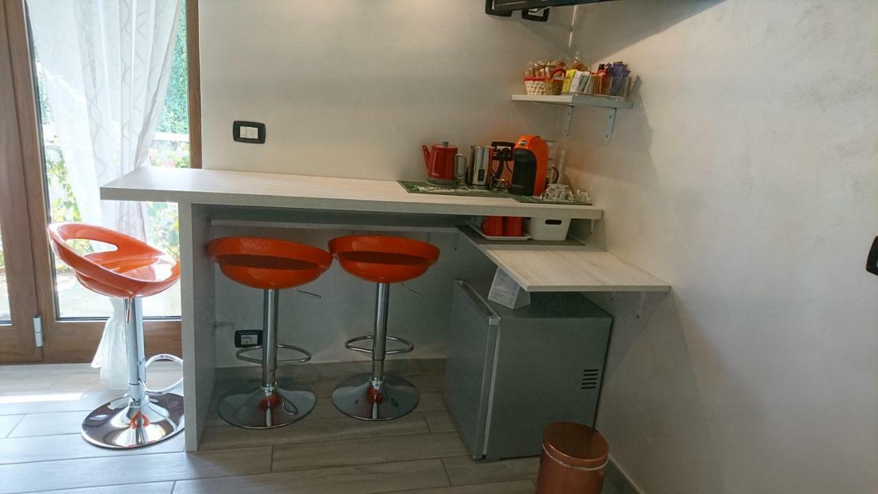 Ciliegissima Acomodação com café da manhã Pecetto Exterior foto